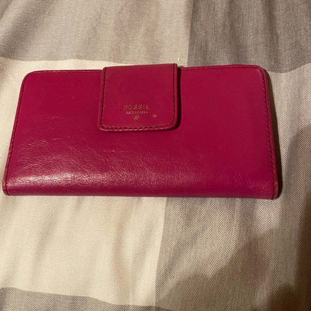 Fossil Pink Key Card Holder Accessory